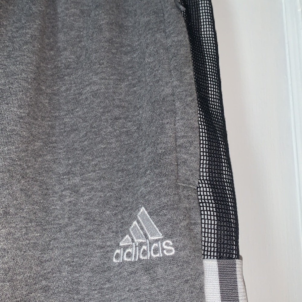 Adidas Gray Sweatpants w/Three-Stripe Design Medium 11/12 EUC - Picture 3 of 11